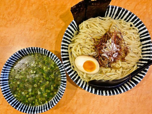 札幌ラーメン直伝屋「牛テールスープつけ麺」