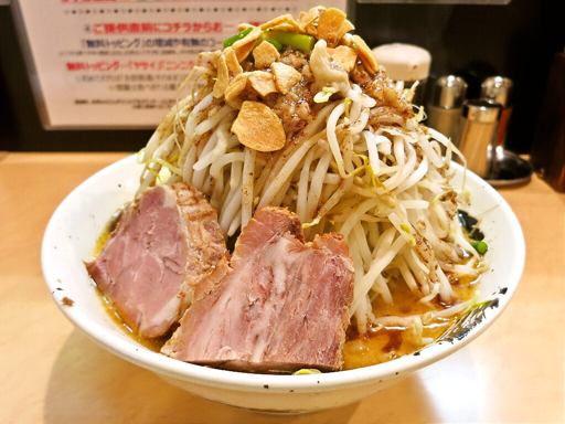 らー麺 シャカリキ「味噌-ド・ニンニク-(＋ヤサイマシ)」