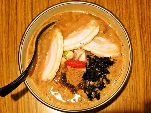 麺屋 潤焚 (じゅんたく) [出前のみの営業]「オリジナルスープ たまり醤油(＋チャーシュー)」